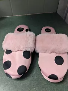 Victoria's Secret Pink Black Polka Dotted Faux Fur Women's Slippers Size M - Picture 1 of 5