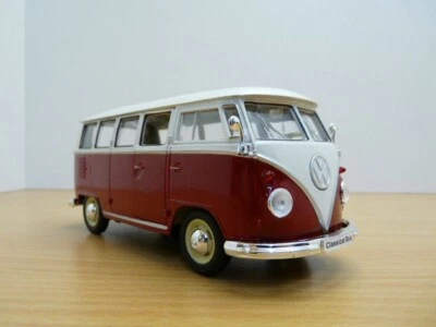 VW COMBI T1 BUS rouge Kombi Volkswagen 1/24 - Imagen 1 de 4