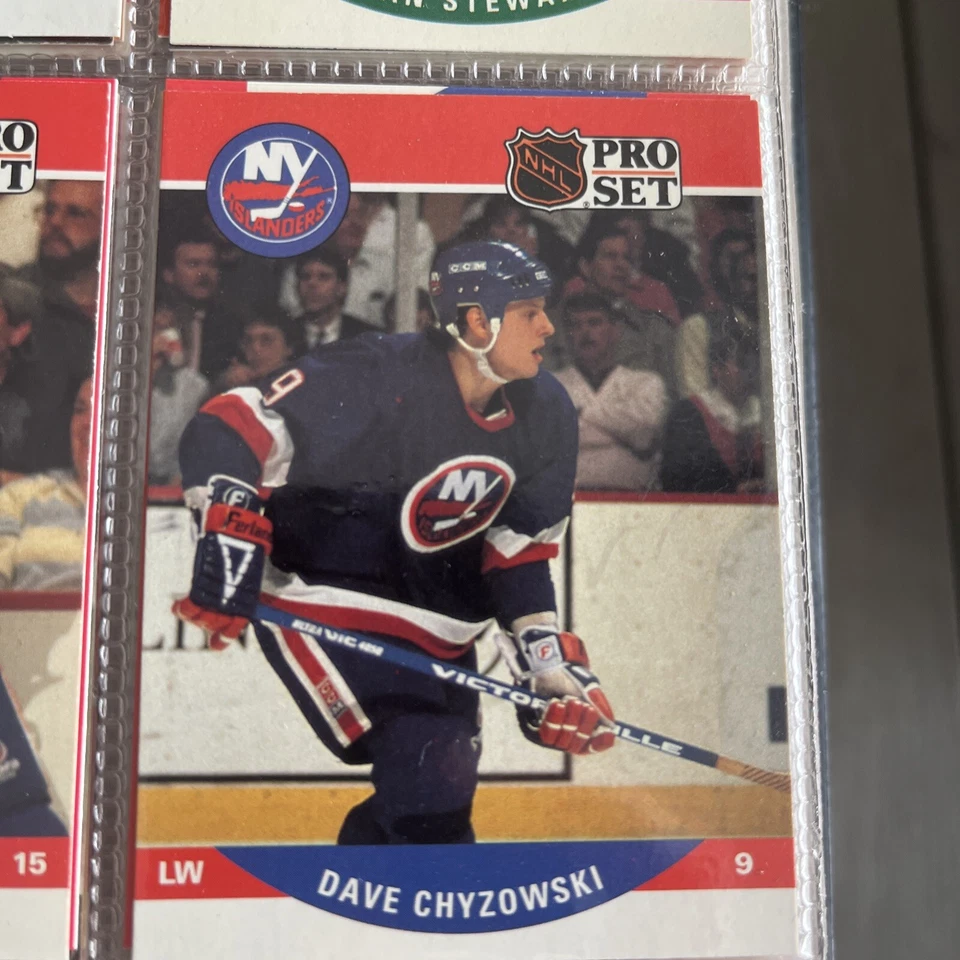1990-91 Pro Set Hockey Card Dave Chyzowski New York Islanders #483 - Image 1 of 1