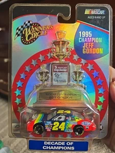 Jeff Gordon #24 1995 DuPont Cheverolet Winners Circle Decade of Champions - Picture 1 of 3