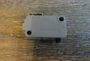Micro Switch, Pin Plunger, Snap Action Switch 250VAC for Magic Chef Microwave - Picture 1 of 3