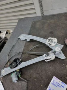 2015-2019 FORD EDGE DRIVER SIDE FRONT WINDOW REGULATOR & MOTOR - Picture 1 of 12