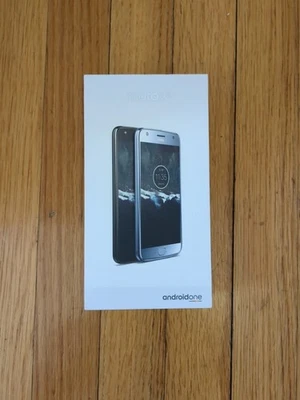 Motorola Moto X4 with Accessories Bundle - Image 1 of 4