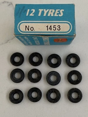 Original 1960s Corgi Toys no 1453 box for 12 tyres, complete with 12 tires. - Image 1 of 4