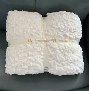 Elegante Grobstrickdecke - weicher elfenbeinfarbener Überwurf perfekt für alle Jahreszeiten 50 x 60 - Bild 1 von 6