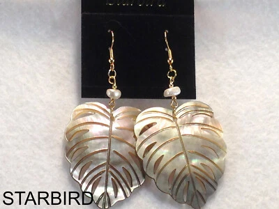 PENDIENTES COLGANTES HOJA MONSTERA TALLADA MADREPERLA NEGRA AÑOS 80 VINTAGE Foto 1 de 4