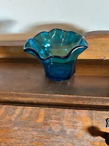 Vintage Collectible Blue Glass Vase - Picture 1 of 2