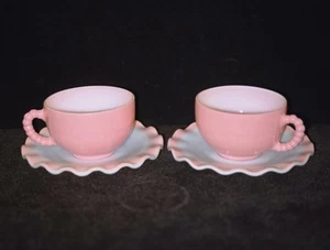 Hazel Atlas Ripple Pink Crinoline Ruffle Beaded Handle 2 Cups Saucers Set Mint - Picture 1 of 14