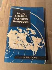 Vintage 1961 Radio Amateur Licensing Handbook Canada Armaco ALH - Photo 1/9