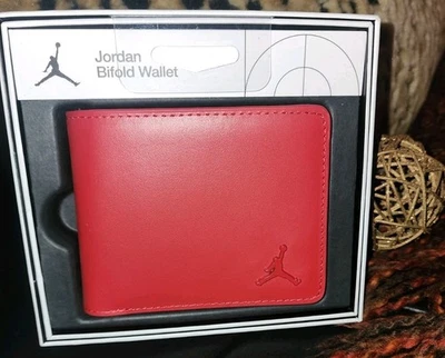 Nike Air Jordan Jumpman Logo Delgado Doble Plegable Cuero Cartera Gimnasio Rojo Nuevo con Etiquetas $74 ¡Raro! Foto 1 de 4