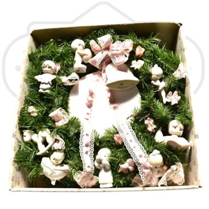 Precious Moments 1987 Ornament Display Kranz 8 Ornamente & Glocke 111465 - Bild 1 von 4