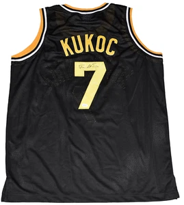 TONI KUKOC SIGNIERTES KROATIEN JUGOPLASTIKA #7 SCHWARZ BASKETBALL-TRIKOT JSA - Bild 1 von 2