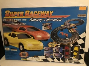 Juguete vintage Slot Car Super Raceway - Imagen 1 de 11