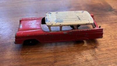 "Антикварный/винтажный универсал TootsieToy Buick Century 5 1/2"" сделано в Чикаго" - Изображение 1 из 4