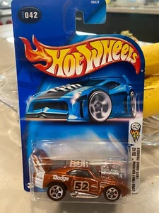 2003 Hot Wheels #42 Prime Edizioni 30/42 1970 CARICABATTERIE DODGE Marrone con Cromo 5 Sp  - Foto 1 di 1