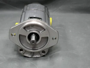 Parker 3349121197, Hydraulic Pump Motor , J1018-13435 - Picture 1 of 7