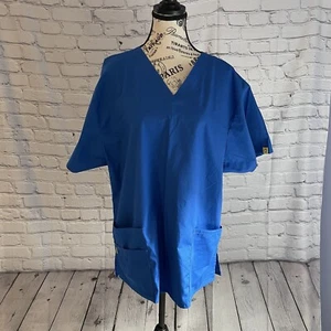 WonderWink Scrubs Blue V-Neck Unisex Top XL 2 Pockets 3 Mesh Compartments NWOT - Picture 1 of 13