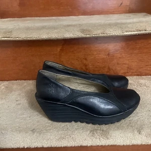 Women's Fly London Black Leather Wedge Shoes US 6.5 - Picture 1 of 10