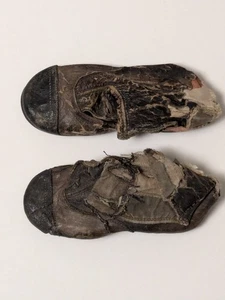 Antique Late 1800’s Victorian  Black & White Leather Baby Shoes Poor Condition - Picture 1 of 5