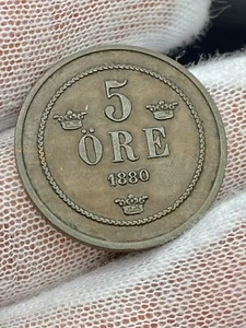 SWEDEN  5 ORE 1880 -  KM736 - BETTER DATE - Picture 1 of 4