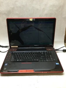 Toshiba Qosmio X500-S1811 18.4" Laptop i7 740Q 1.73Ghz 4GB RAM Cracked AS IS -DW - Picture 1 of 8