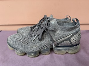 womens grey nike vapormax