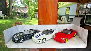 AMT ERTL 1996 DODGE VIPER RT/10 3 PACK BLACK WHITE RED DIECAST 8382 - Picture 1 of 6