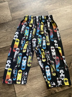 Pantalones de pijama The Children’s Place niños, monopatines multicolores talla xxs 2/3,  Foto 1 de 2