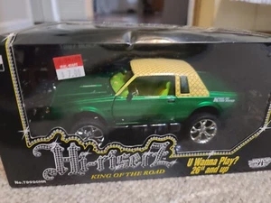 Motor Max, 1:24, 1987 Buick Regal Donk High Riser - Picture 1 of 3