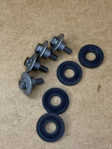 KTM 950 1190 1290 Super duke Advetnture Engine cover Collar Screw 60036052020 - Picture 1 of 1