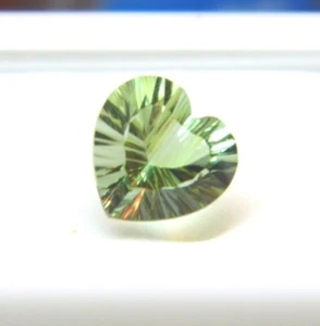 Zandrite 100% Color Change Lab Created Gemstone Various Sizes, Shapes & Colors - Picture 1 of 52