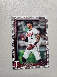Carlos Correa 2025 Topps Series 1 #275 SPRING TRAINING PARALLEL Minnesota Twins - Picture 1 of 2