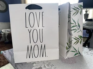 Rae Dunn LOVE YOU MOM Gift Bag 10 x 8 Gift Bag leaves Gift Tag Mother’s Day NWT - Picture 1 of 5