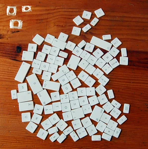 1 touche clavier Apple parfait état A1314 & A1255 bluetooth A1243 A1242 filaire - Photo 1/1