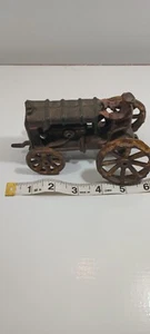 vintage john deere cast iron tractor toy - Picture 1 of 7