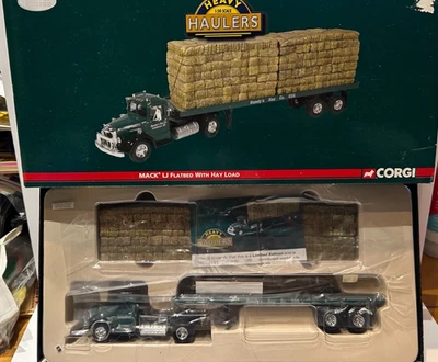 Plataforma plana Mack LJ diecast escala 1:50 con carga de heno CORGI US50710 EDICIÓN LIMITADA NUEVO EN CAJA Foto 1 de 3
