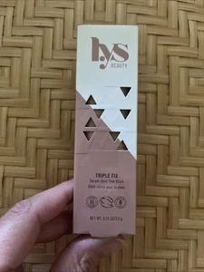 LYS Beauty Triple Fix Siero Tinta Pelle Stick MN3 Buff Neutro - 7,2 g | NUOVO - Foto 1 di 4