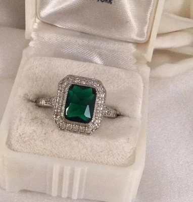 4.2 克拉绿色实验室创作翡翠艺术装饰风格 14K 白金 FN 订婚戒指 — 第 1/4 张图片