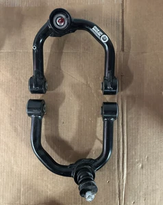 Freedom Front Upper Control Arms 2-4" Lift For 95-02 4Runner / 96-04 Tacoma  - Bild 1 von 3