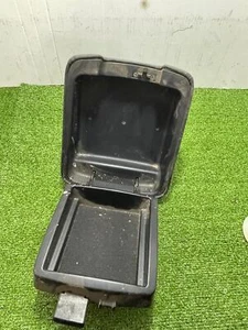 BRACCIOLO CENTRALE MITSUBISHI Pajero 7° Serie (07) 1610415 - Foto 1 di 3