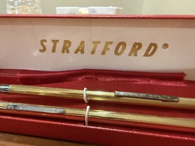 Juego de bolígrafos y lápices Stratford vintage años 70 en forma de Pentágono en caja roja Foto 1 de 4