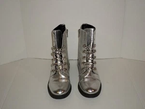 Circus By Sam Edelman Silver Metallic Dacey Combat Boots Size 7.5 Cute - Picture 1 of 10