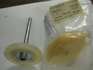 LOT OF 2 OLYMPIA HORIZONTAL DRIVE GEAR  15-41  67/001-1015.2 - Picture 1 of 3