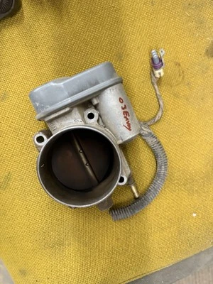 GMC Envoy 2003 2004 2005 2006 2007 carrocería del acelerador del motor OEM 33705399 Foto 1 de 3