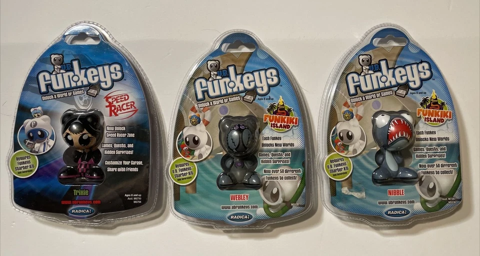 Radica UB Funkeys Speed Racer Unlock a Word of Games M6794 Trixie