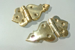 2 small hinges vintage aged style solid Brass cast heavy polished 3.1/2" screwsB - Bild 1 von 3