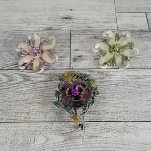 Lot of 3 Floral Brooch - Picture 1 of 10