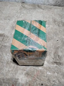 3/4" GALVANIZED STEEL 4.5" LONG NIPPLE pipe 3/4 x 4.5 BOX OF 25 - Picture 1 of 3