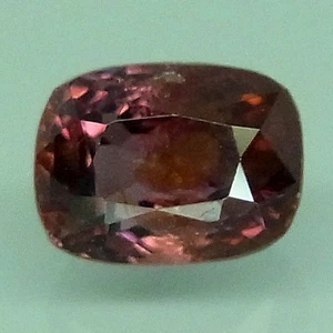 GRACEFUL! 0.65ct.Top Peach Pink NO-HEAT Spinel Myanmar Baguette Cushion 6x4mm. - Picture 1 of 4