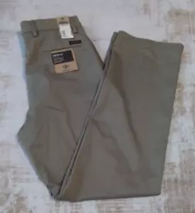 New Dockers Pants Mens 32 x 34 Signature Khaki Classic Fit - Picture 1 of 9